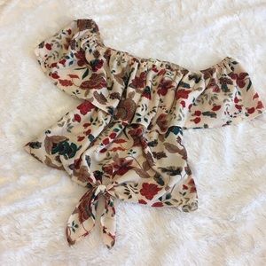 Offshoulder Floral Crop Top (Ivory)